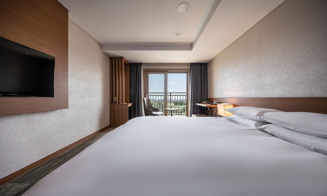 Deluxe King Room(ocean view) 이미지